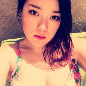 Meet your Posher, Rina
